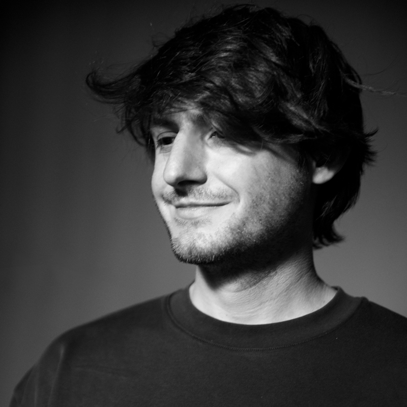 Terzini Maxandco Hero Split Desktop Maxandco