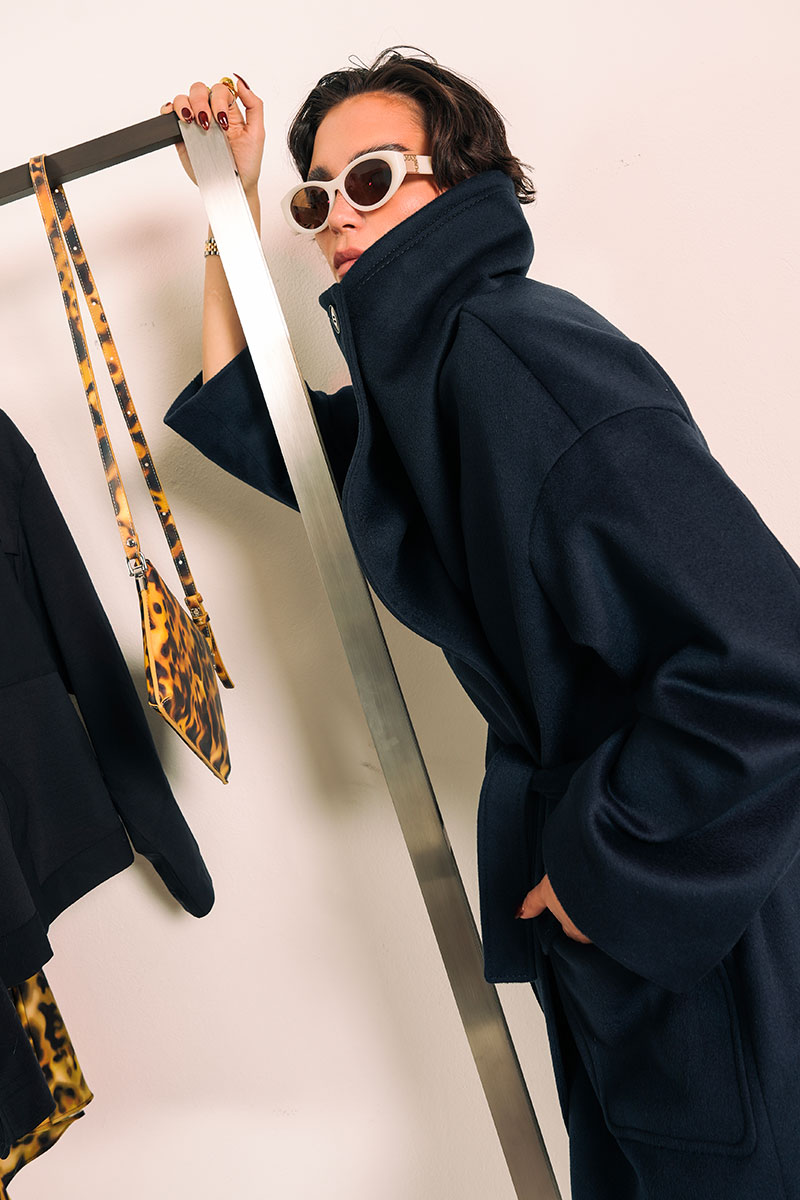 MAX&Coマックス＆コー❣️希少美品ブルーラップオーバーコート❣️カシミヤ混 MAX&Coマックス＆コー❣️希少美品ブルーラップオーバーコート